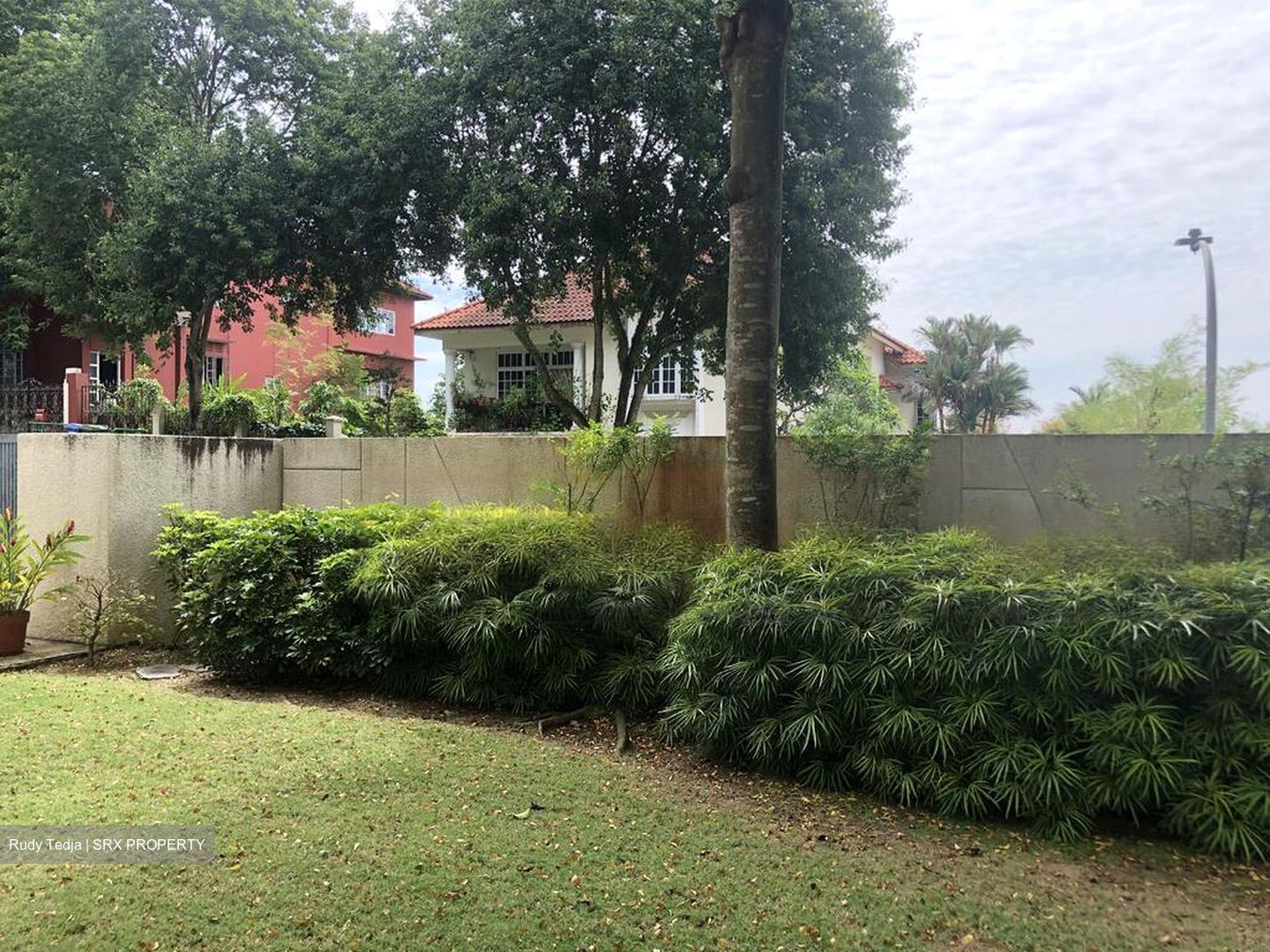 Fifth Avenue (D10), Detached #458878751